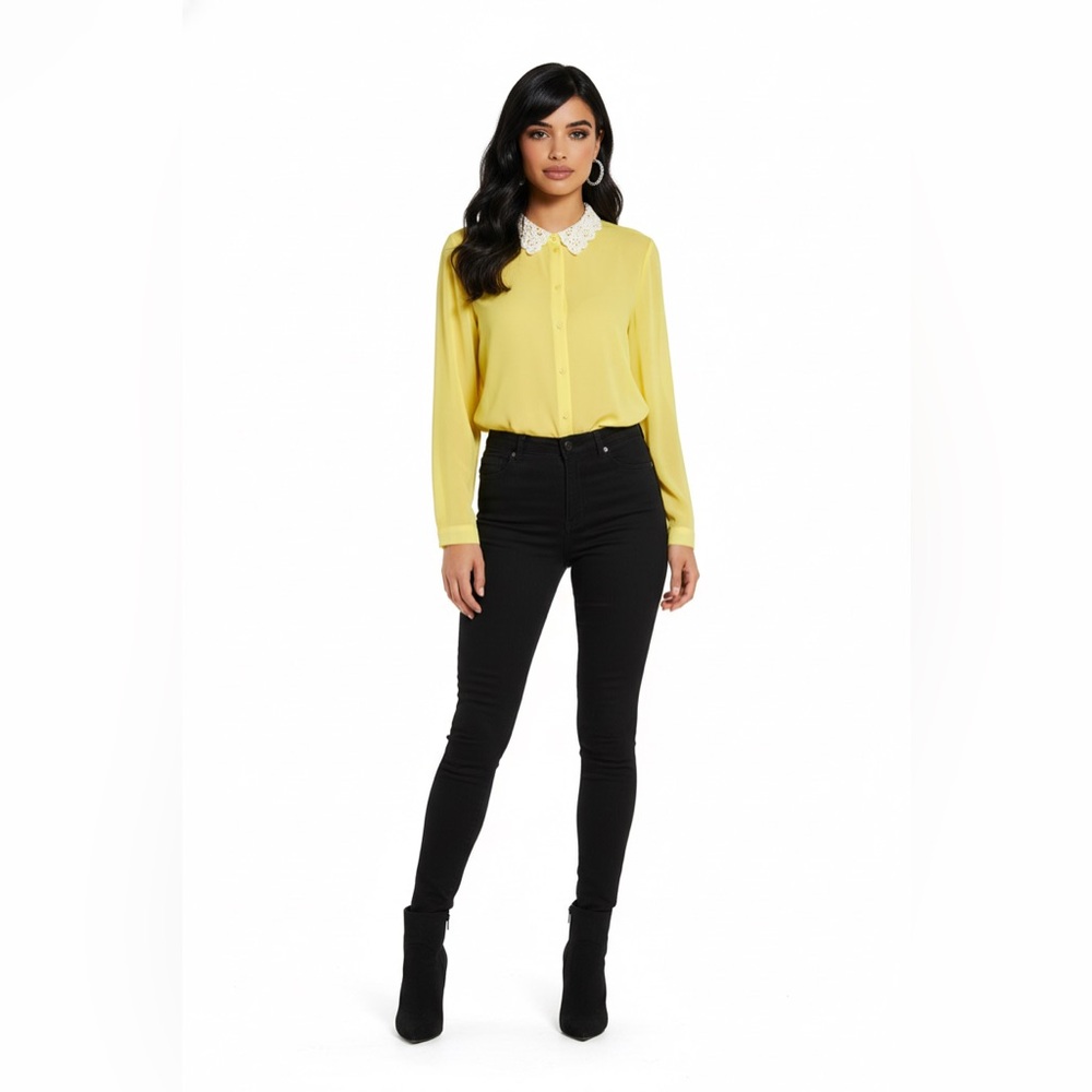 Forever 21 Yellow Button Down White Eyelet Collar M